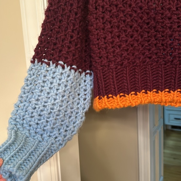 Women’s Anthropologie Sweater - Picture 2 of 7